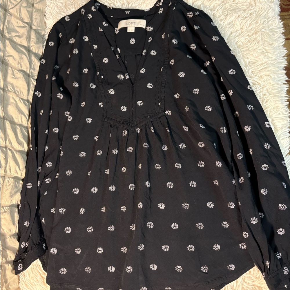 LOFT Black and White Floral Blouse